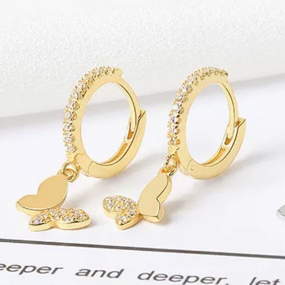 🌞Insta gold plated butterfly earrings - Picture 2 of 4